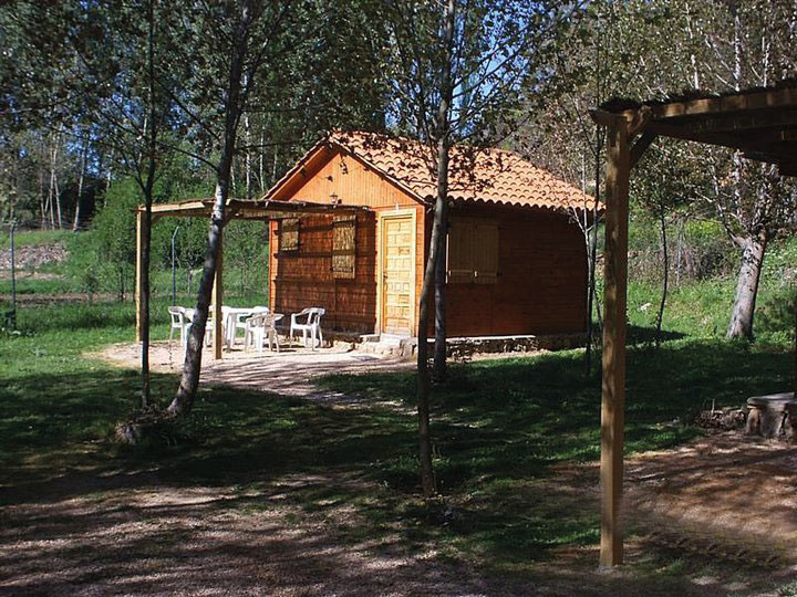 Bungalows del Camping Sierra de Peñascosa